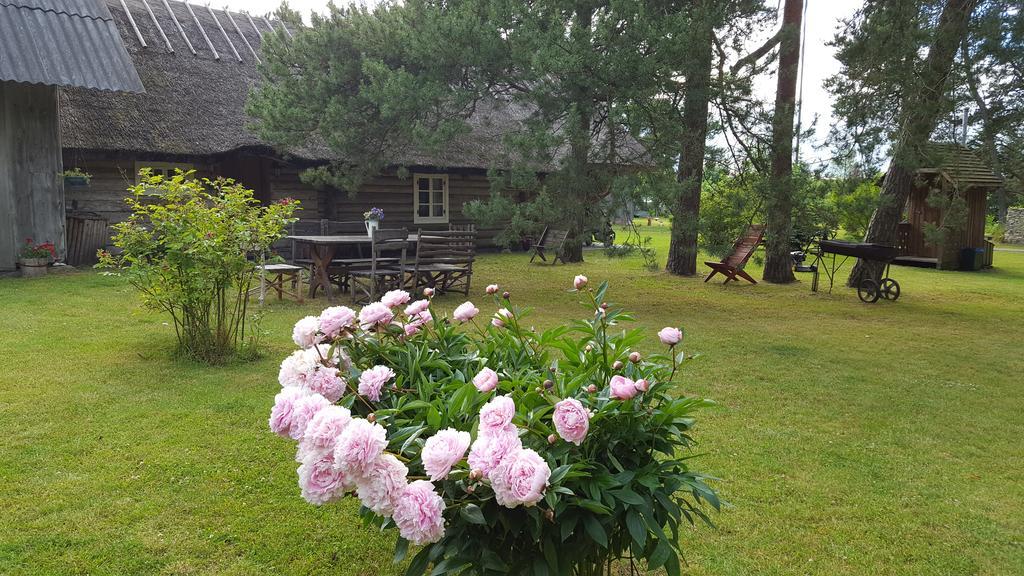 Maenni Summerhouse Kassari Exterior foto